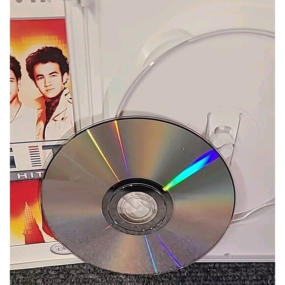 Wii Disney Sing It Pop Hits (Nintendo Wii, 2009) Tested - Picture 4 of 4